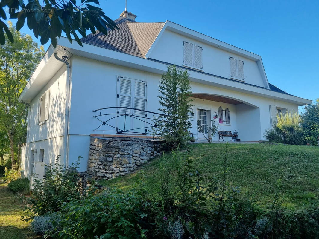 Maison à GUEUGNON