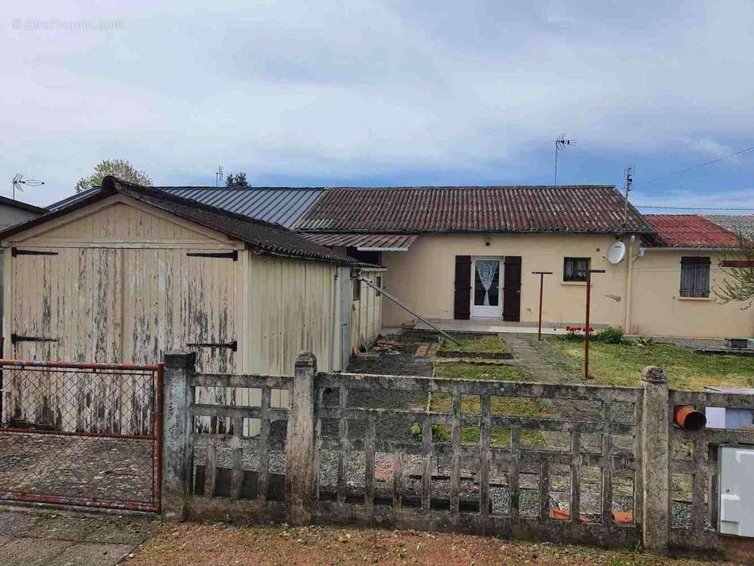 Maison à GUEUGNON