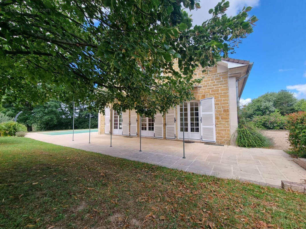 Maison à GUEUGNON