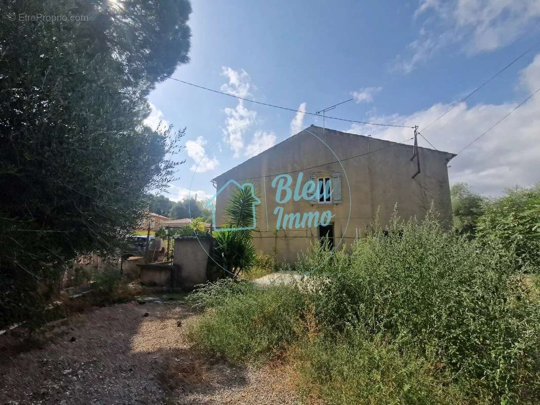 Maison à BIZE-MINERVOIS