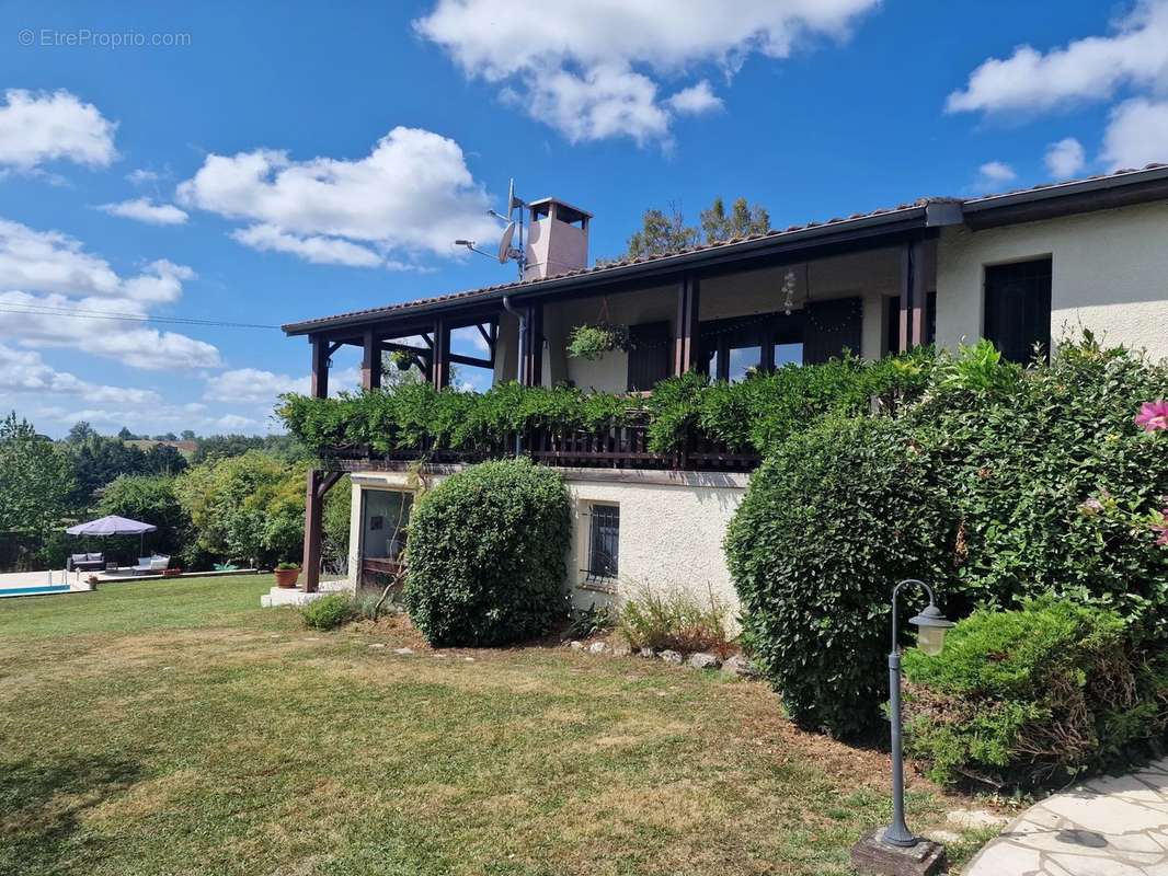 Maison à TOMBEBOEUF