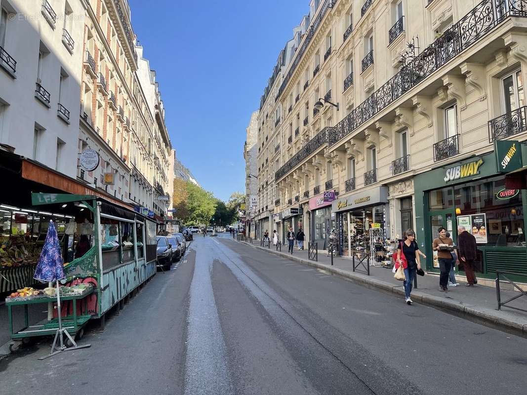 Autre à PARIS-19E