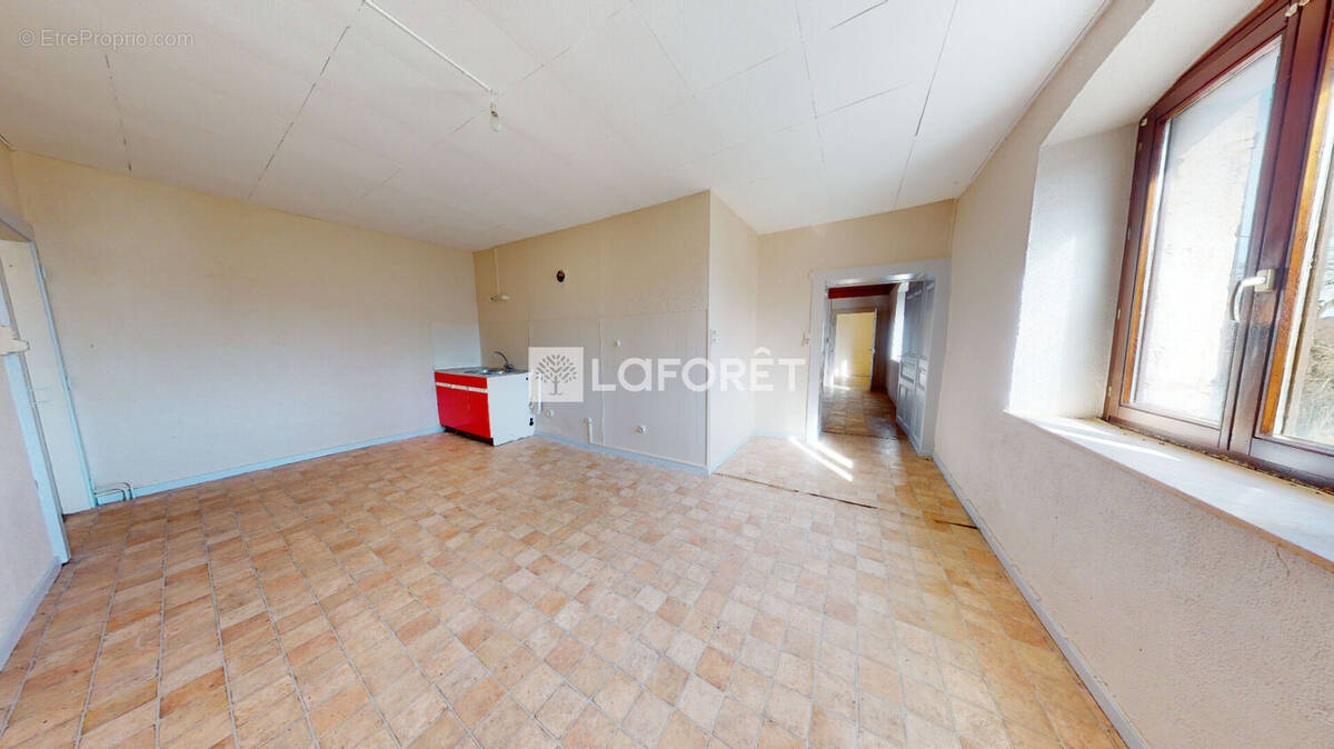 Appartement à MAICHE