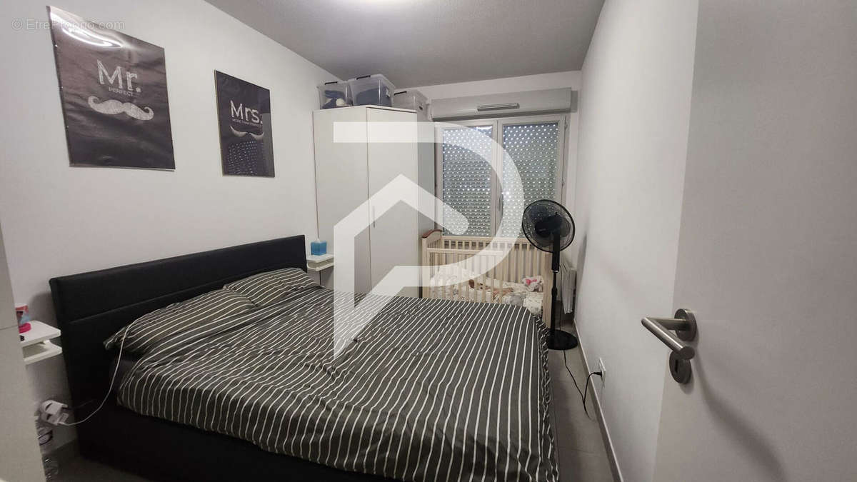 Appartement à LE MUY