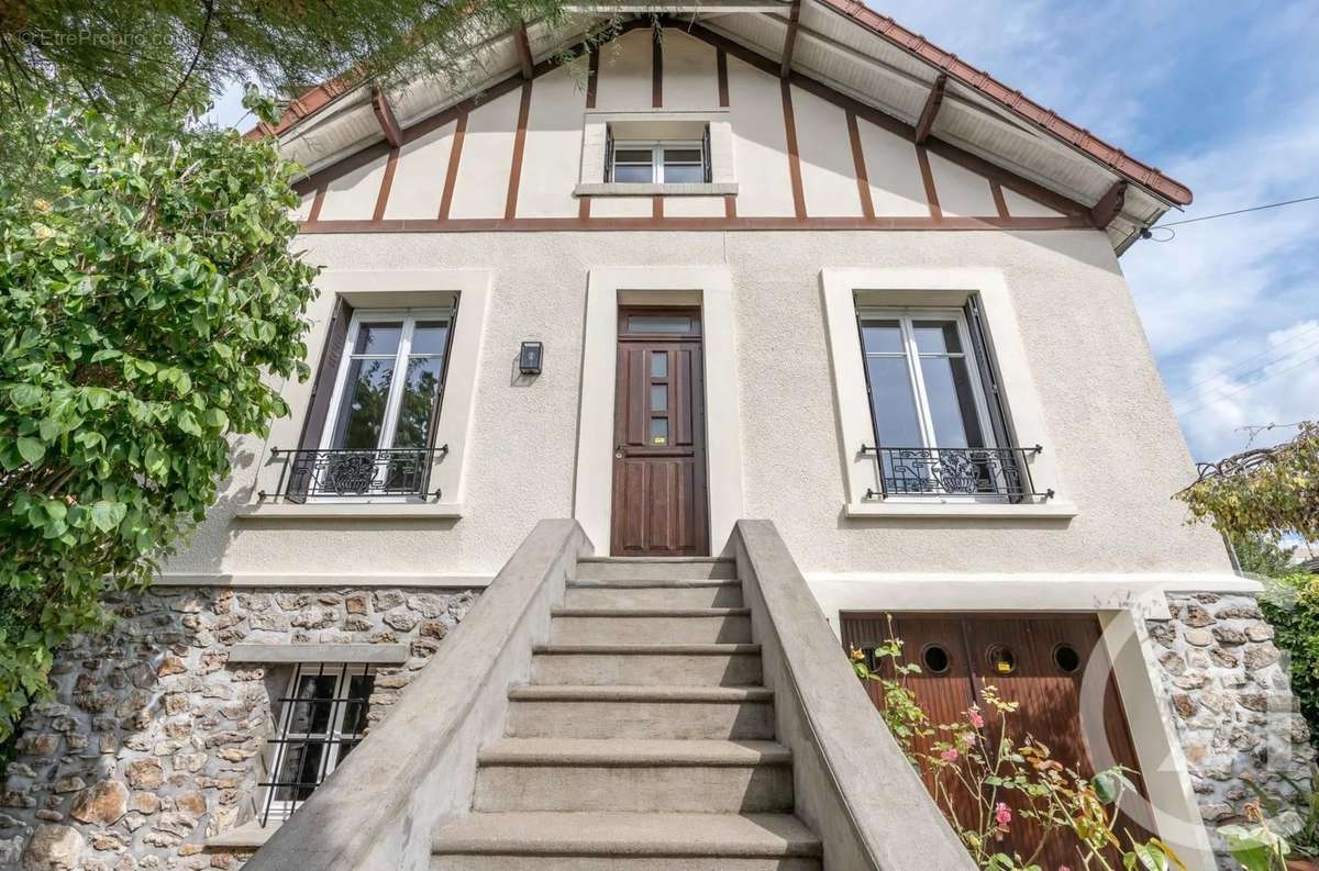 Maison à CHAMPIGNY-SUR-MARNE