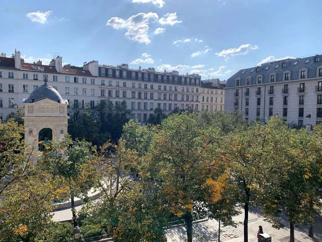 Appartement à PARIS-1E