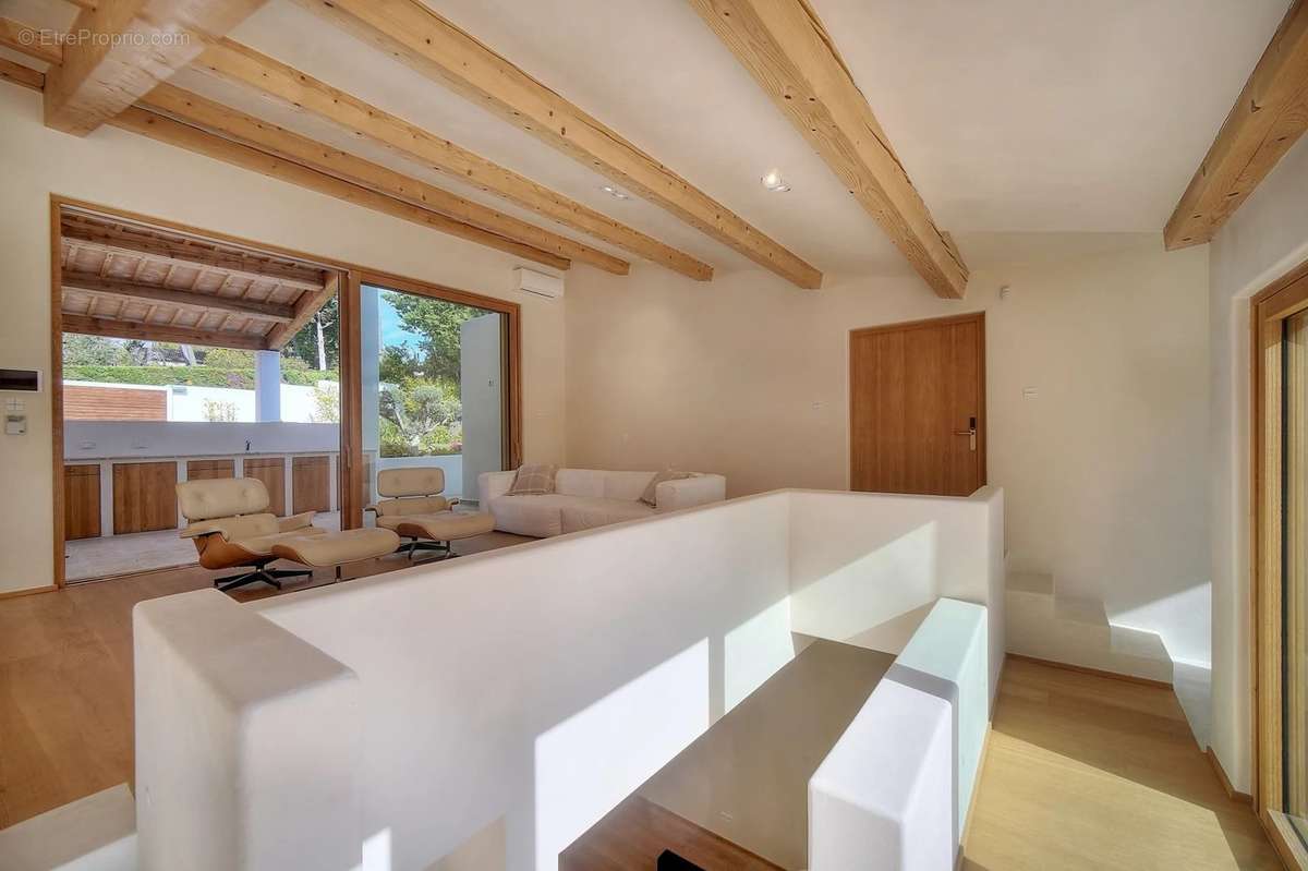 Maison à MOUGINS