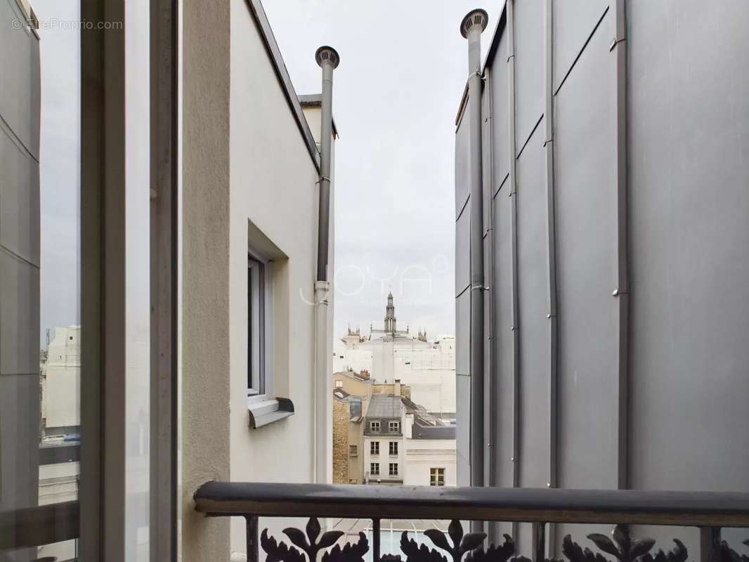 Appartement à PARIS-10E