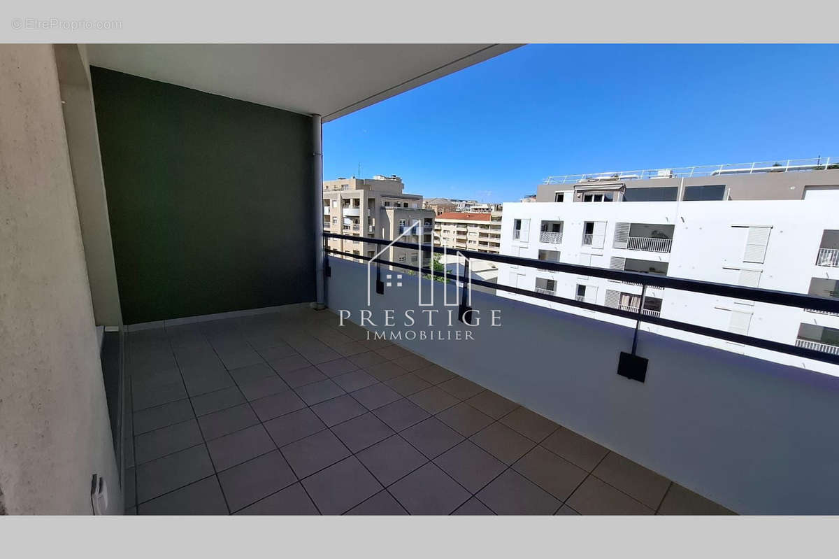 Appartement à MARSEILLE-8E