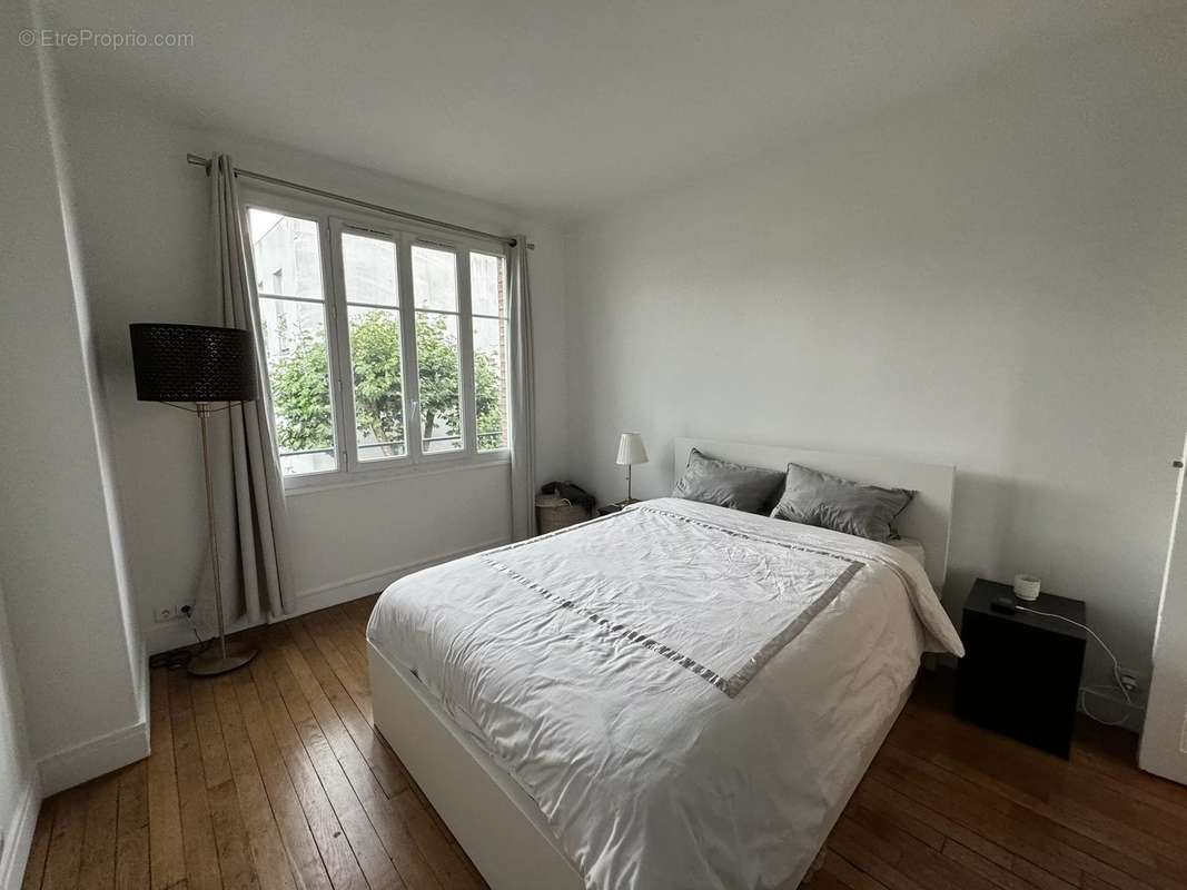 Appartement à PARIS-10E