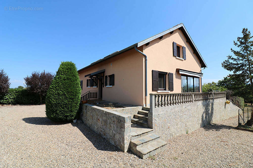 Maison à SAINTE-FLORINE