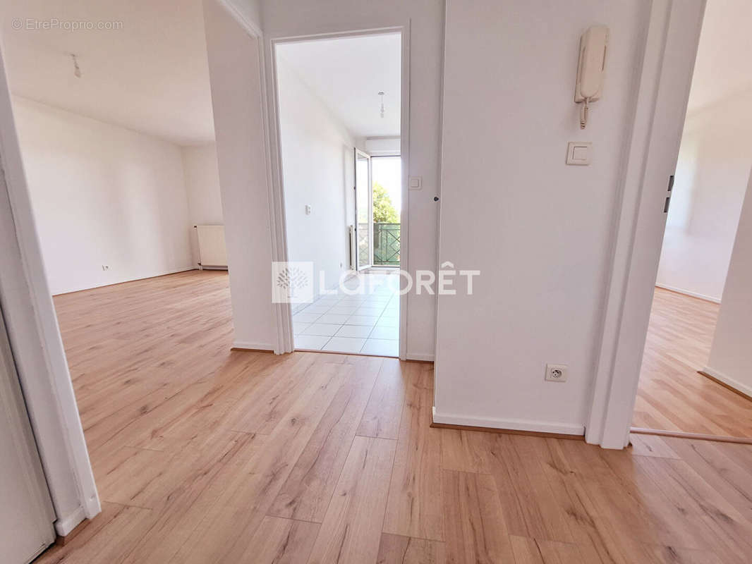 Appartement à VERNEUIL-SUR-SEINE