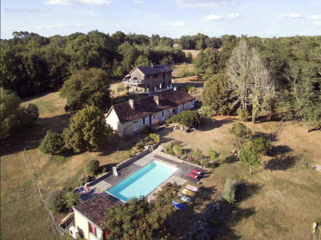 Maison à SAINT-JEAN-D&#039;EYRAUD