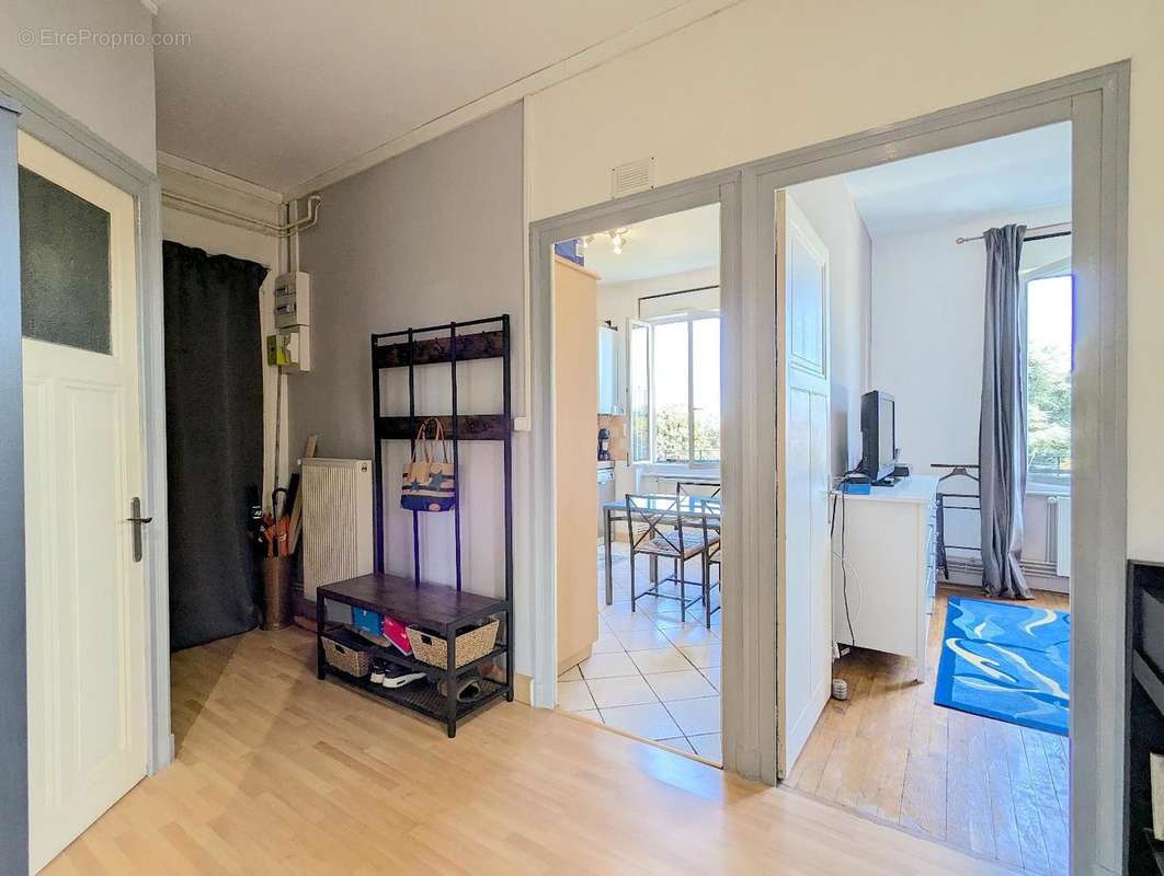   - Appartement à BRON