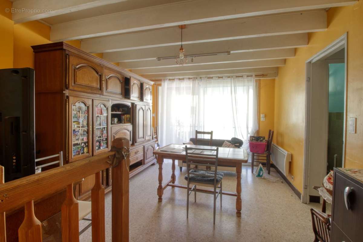 Appartement à PUJAUT