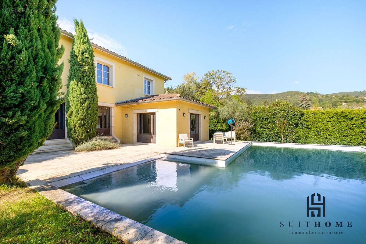 Maison à SAINT-ROMAIN-AU-MONT-D&#039;OR