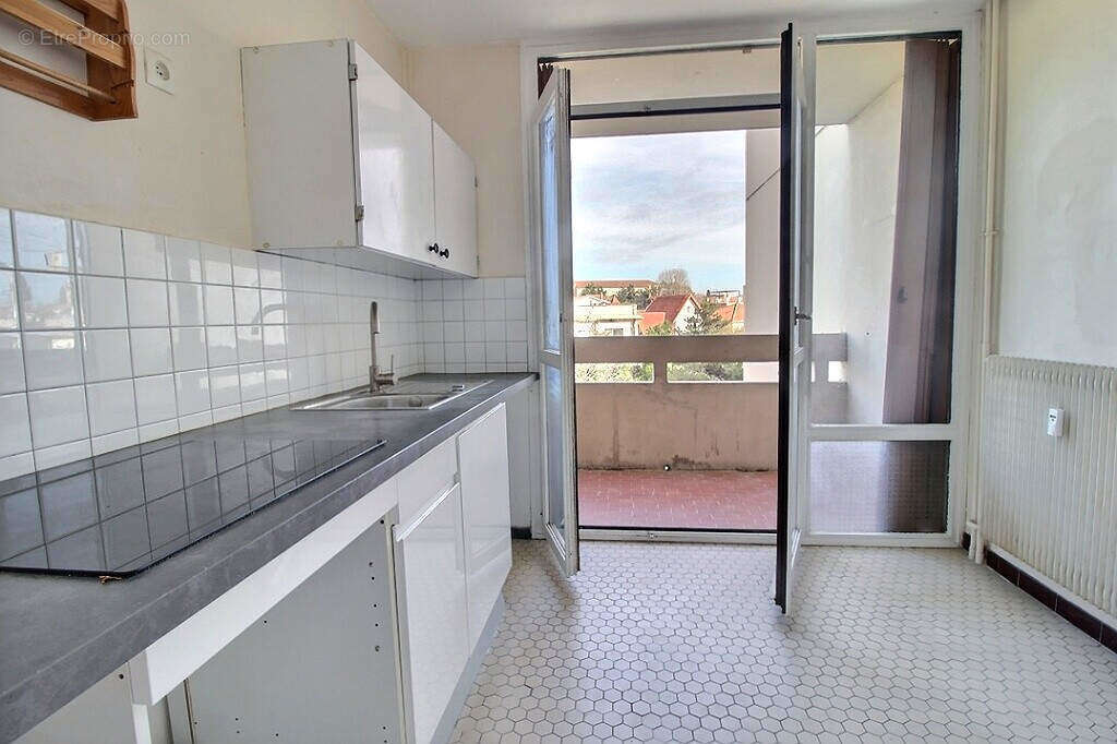 Appartement à MARSEILLE-12E