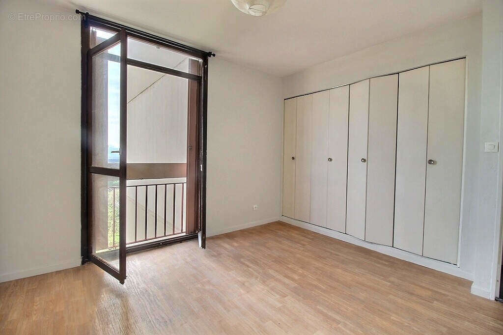 Appartement à MARSEILLE-12E