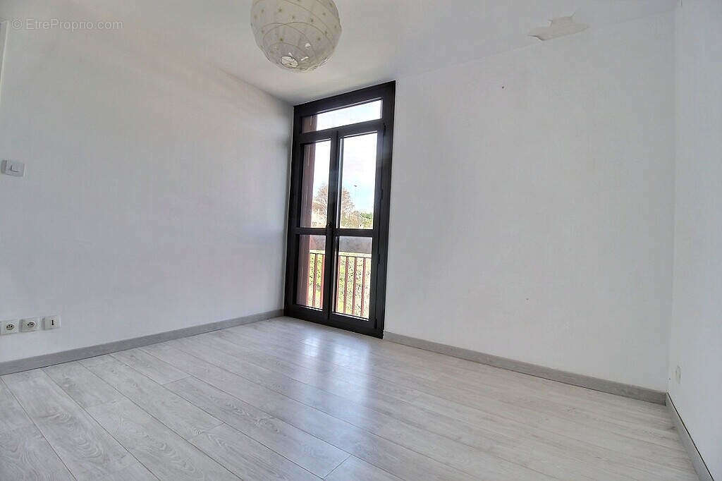 Appartement à MARSEILLE-12E