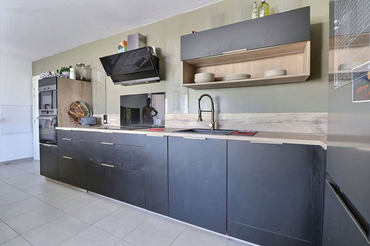 Appartement à MARSEILLE-12E