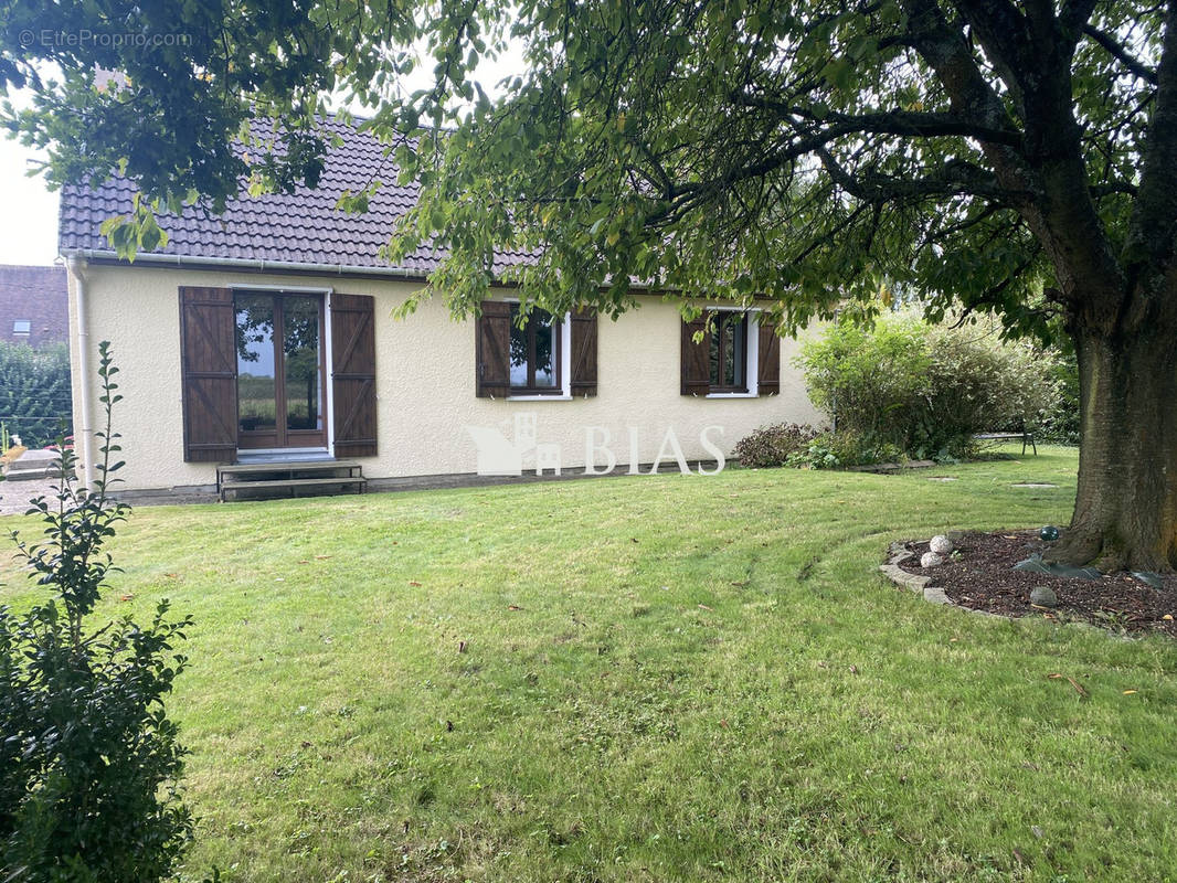 Maison à BERNAY