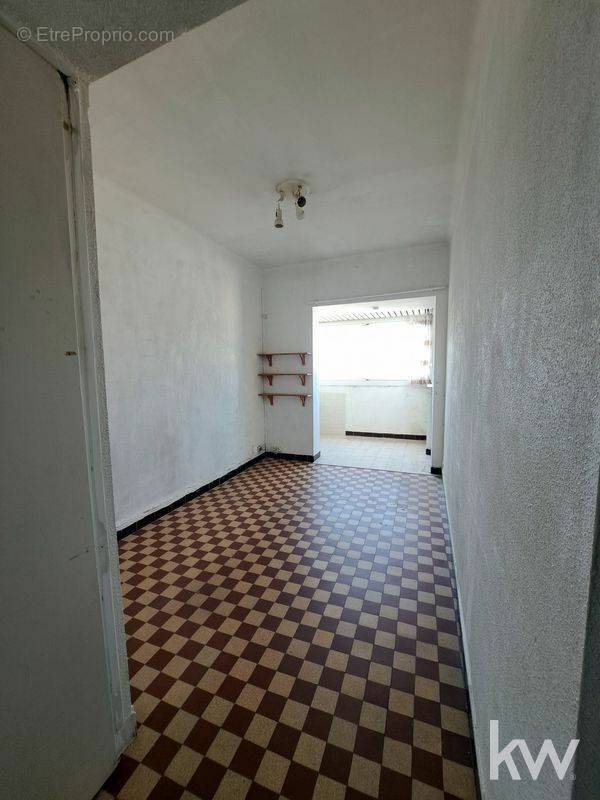 Appartement à MARSEILLE-8E