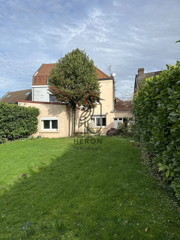 Maison à RADINGHEM-EN-WEPPES