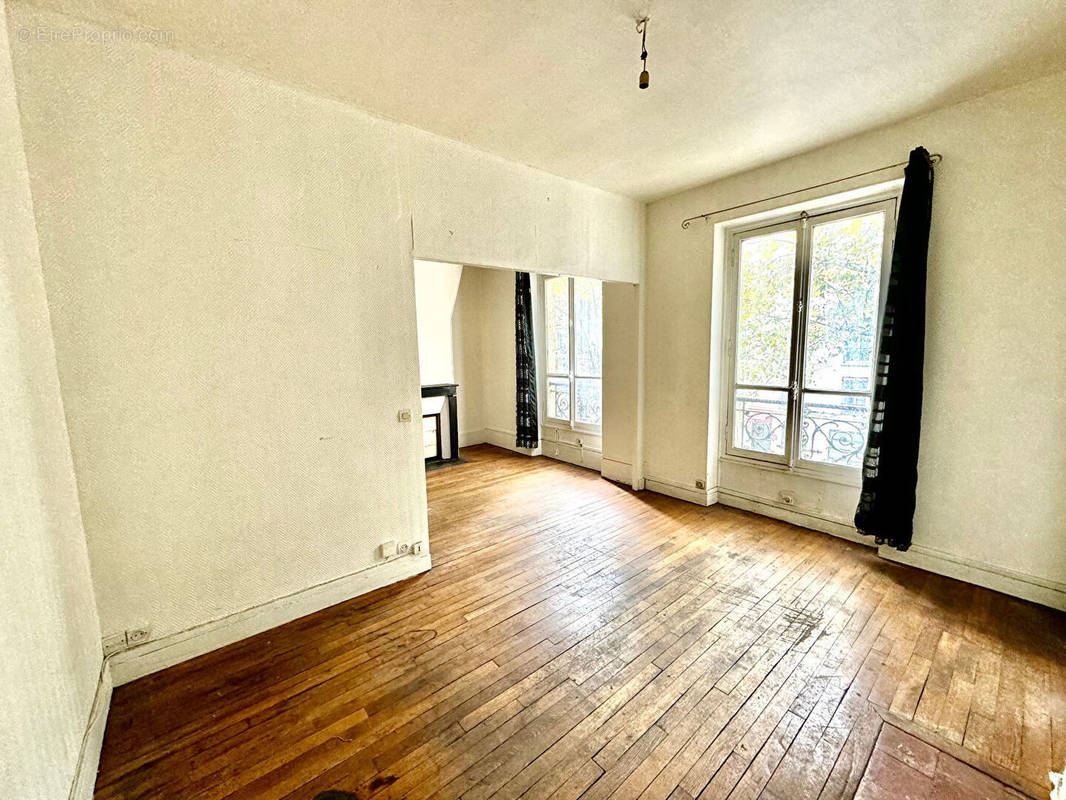 Appartement à PARIS-18E