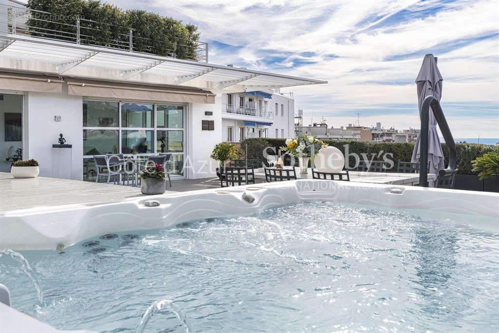 Appartement à CAGNES-SUR-MER