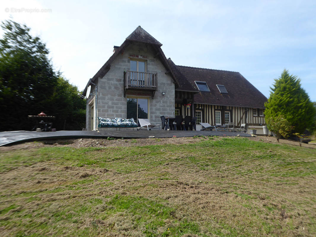 Maison à PONT-L&#039;EVEQUE