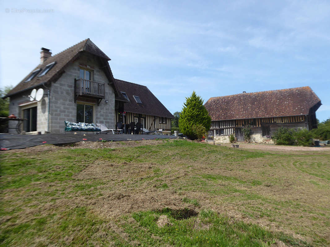 Maison à PONT-L&#039;EVEQUE