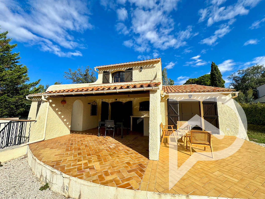 Maison à TOURTOUR