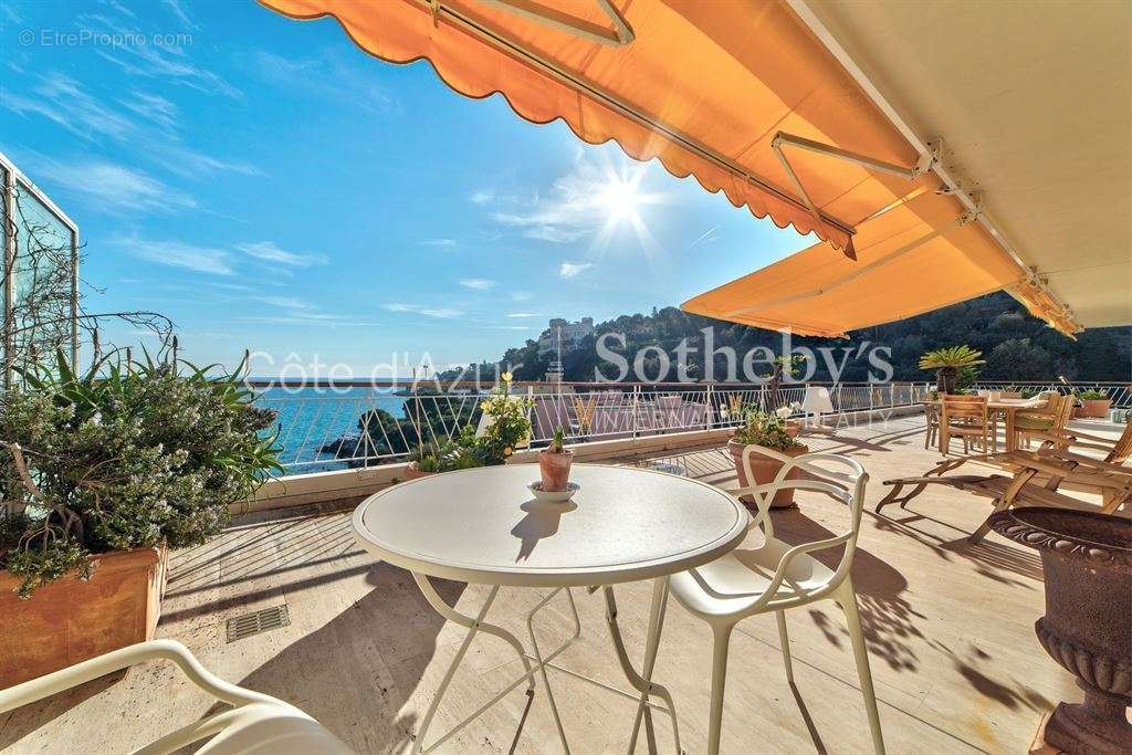 Appartement à ROQUEBRUNE-CAP-MARTIN