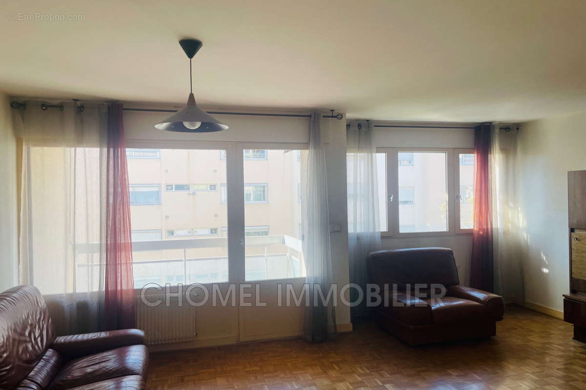 Appartement à LYON-8E