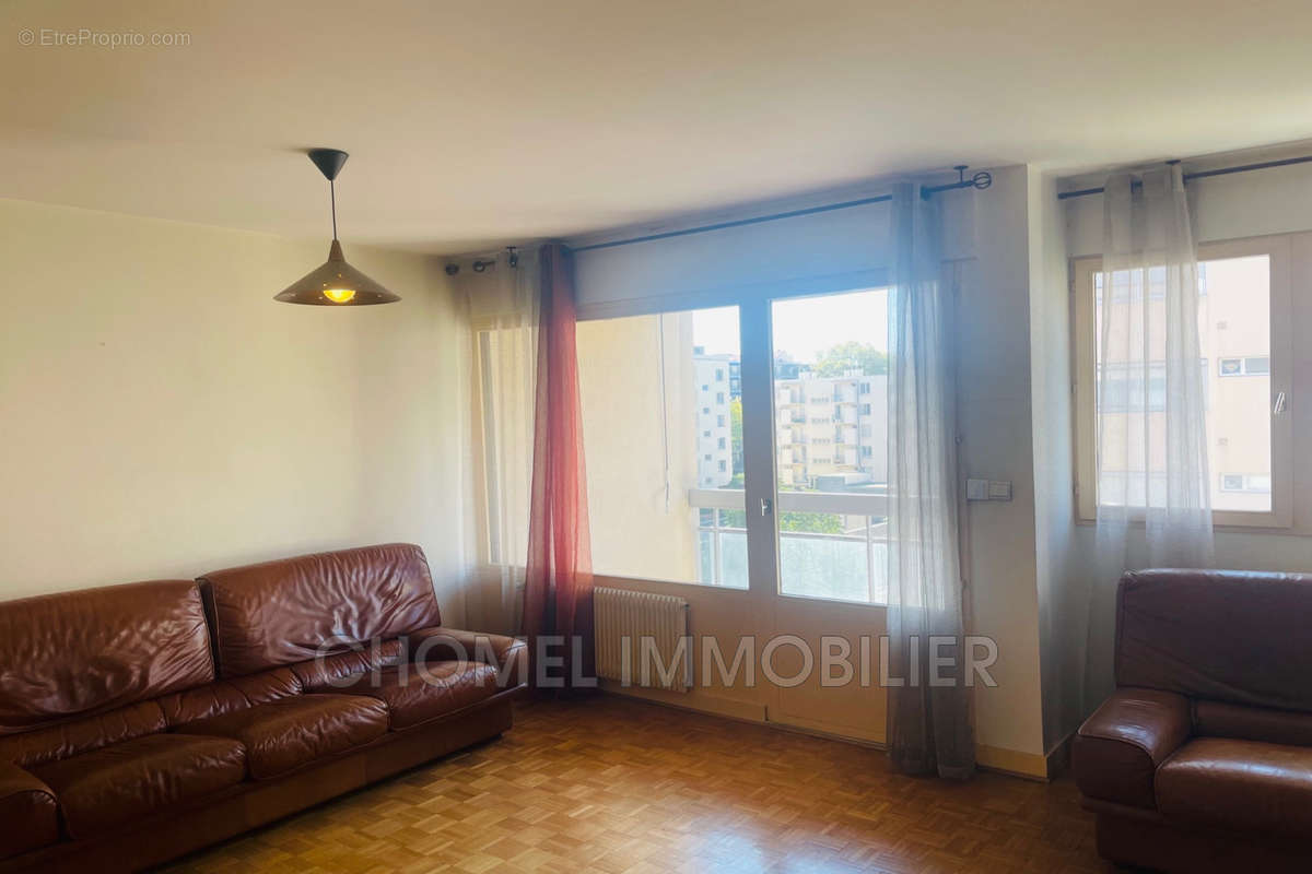 Appartement à LYON-8E