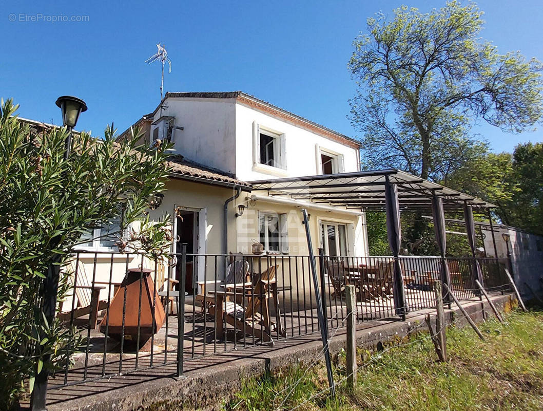 Maison à SAINTE-FOY-LA-GRANDE