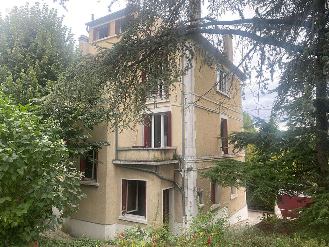 Appartement à CARRIERES-SUR-SEINE