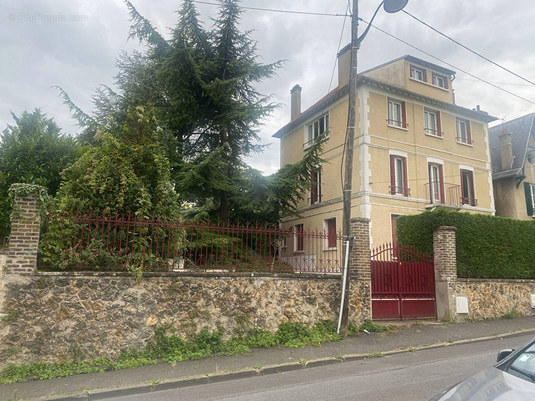 Appartement à CARRIERES-SUR-SEINE