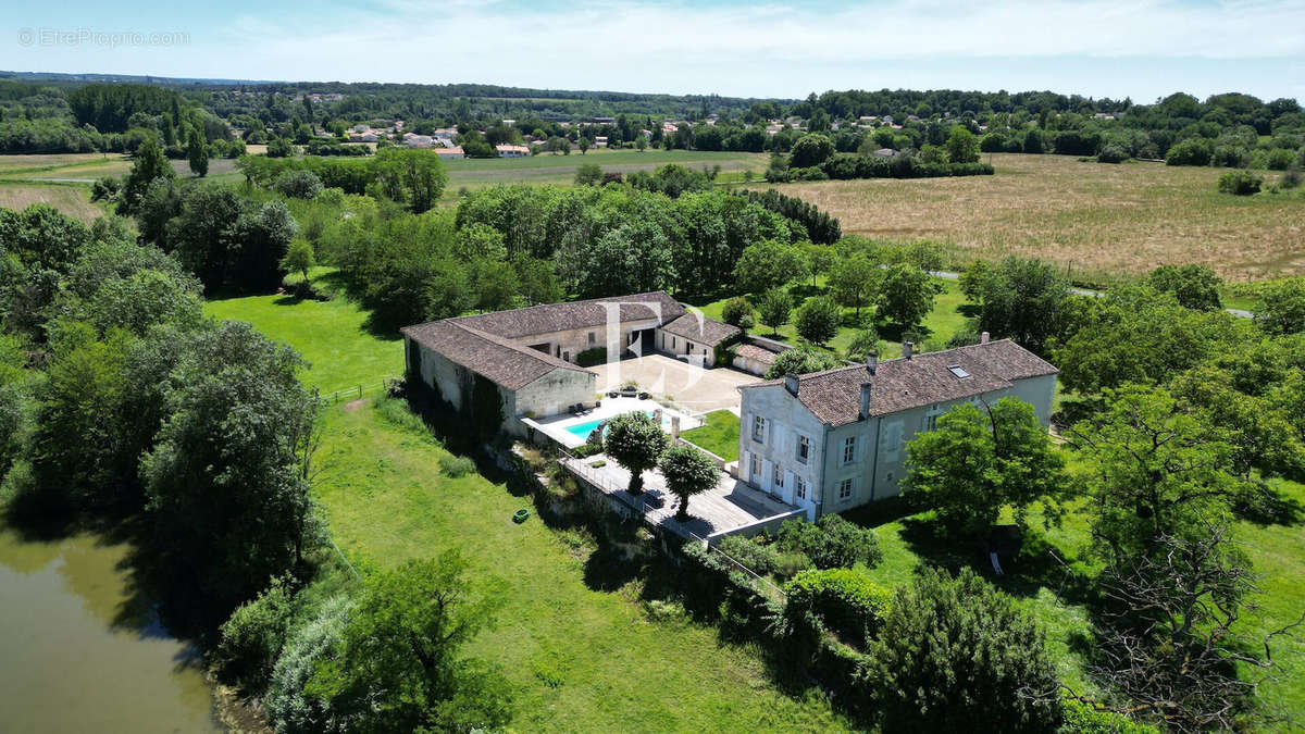 Maison à ANGOULEME