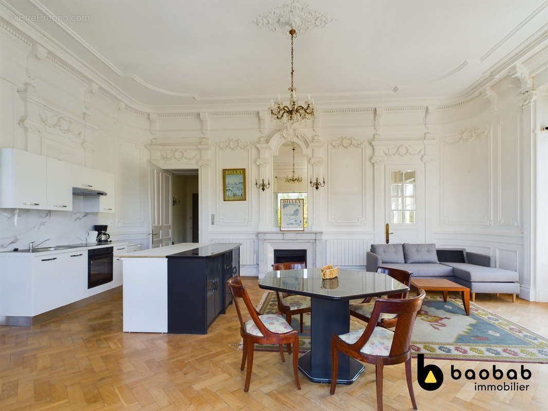 Appartement à AIX-LES-BAINS