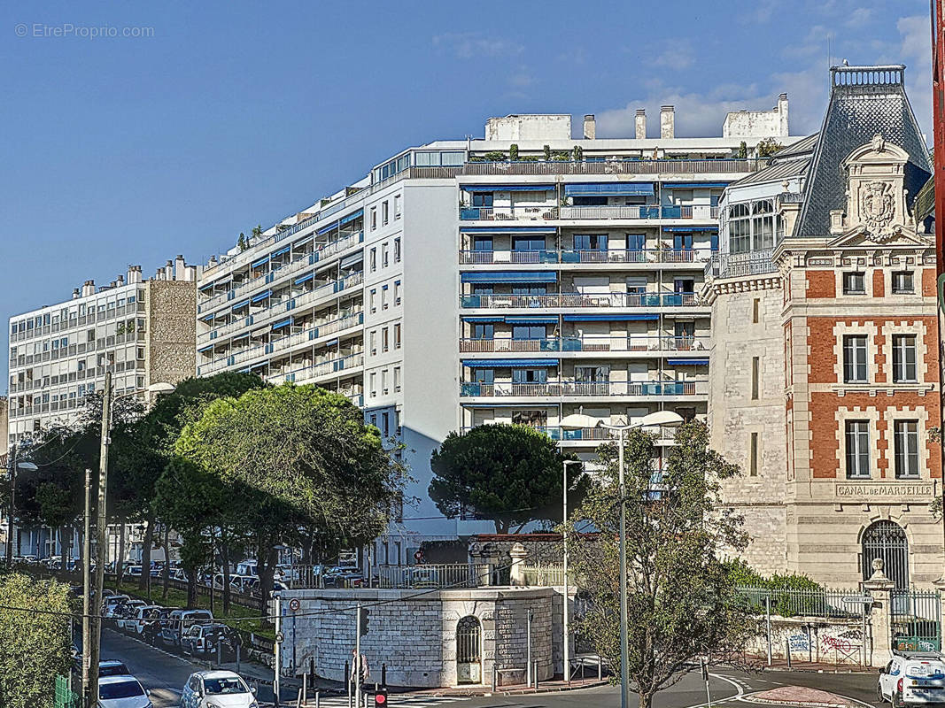 Appartement à MARSEILLE-4E