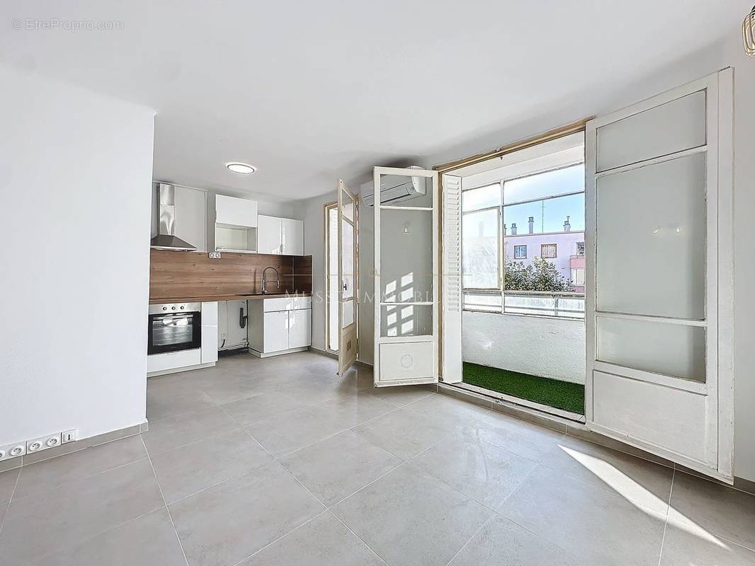 Appartement à MARSEILLE-9E