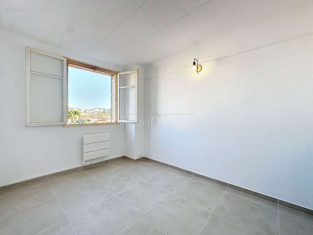 Appartement à MARSEILLE-9E