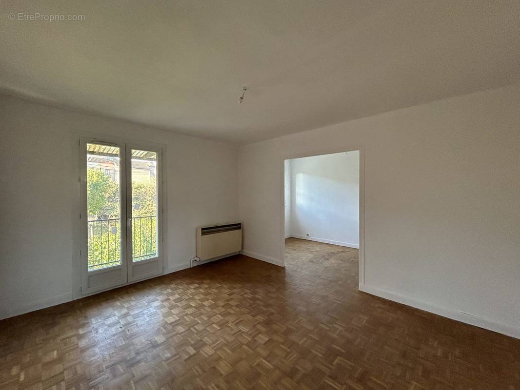 Appartement à PRIVAS