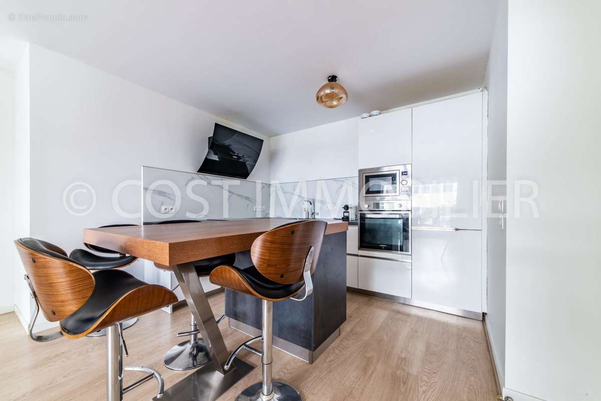 Appartement à ASNIERES-SUR-SEINE