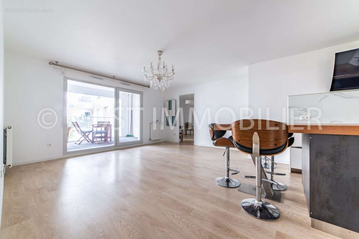 Appartement à ASNIERES-SUR-SEINE