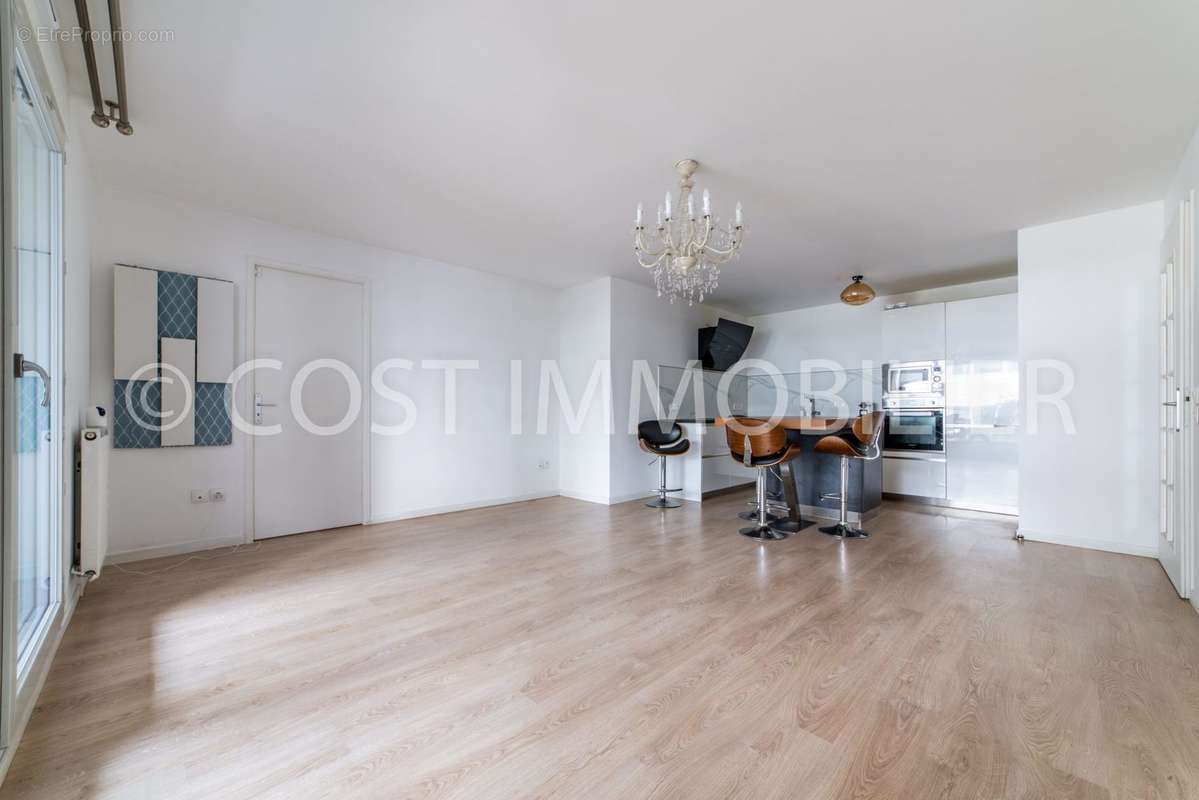 Appartement à ASNIERES-SUR-SEINE