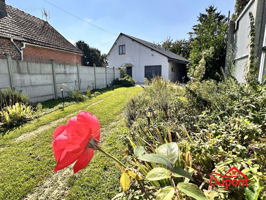 Maison à SERANVILLERS-FORENVILLE