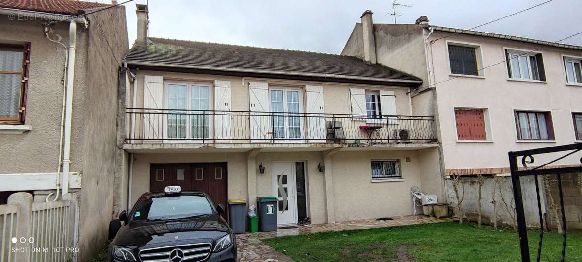 Maison à TREMBLAY-EN-FRANCE