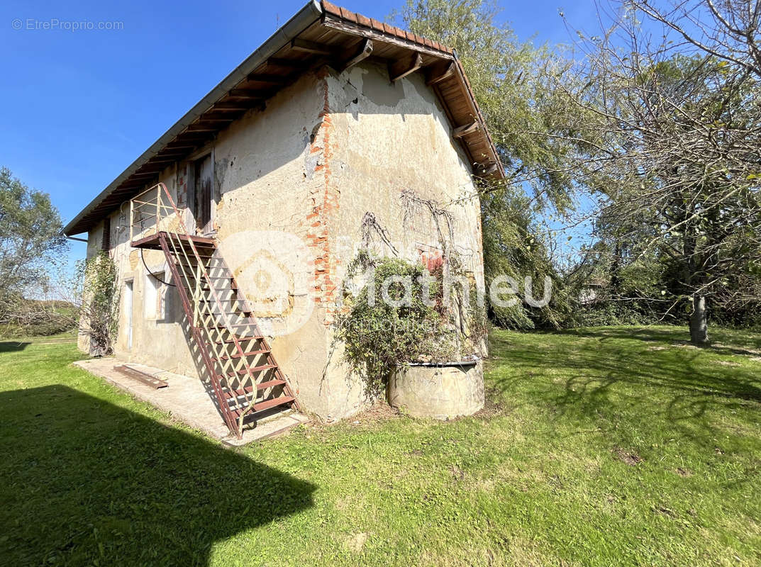 Maison à CHATILLON-SUR-CHALARONNE